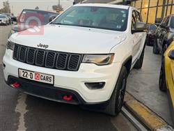 جیپ گراند شیرۆکی